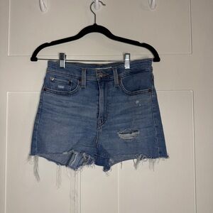 Levi’s high rise Denim Shorts